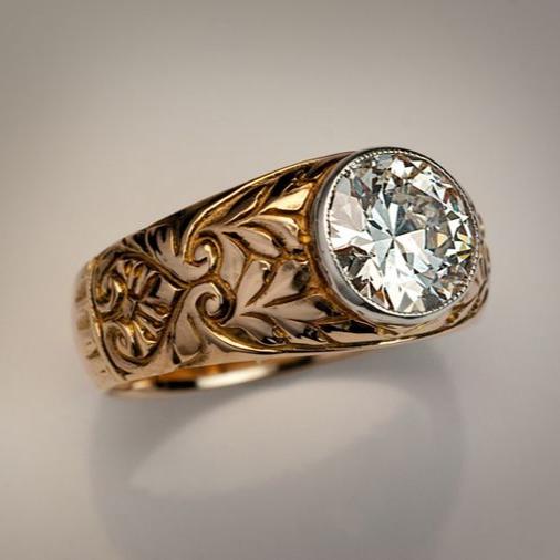 Old Diamond Carved Ring