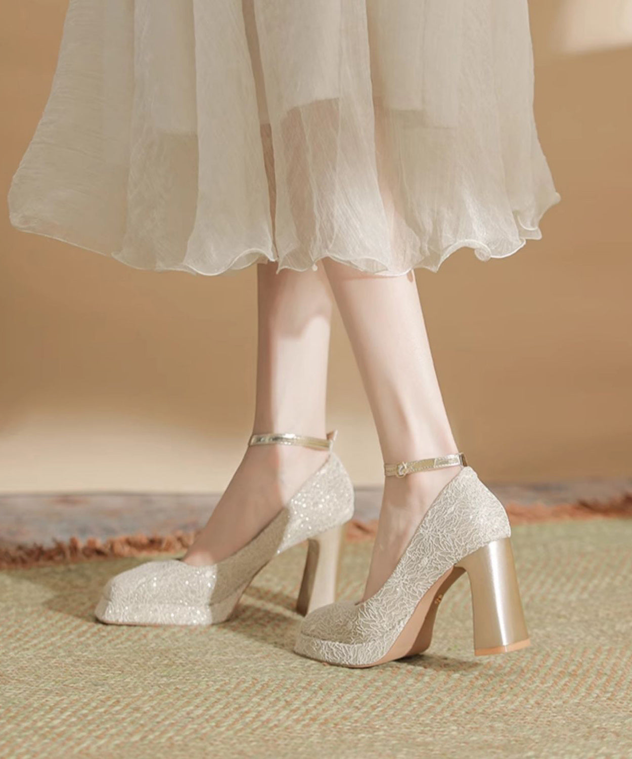 Splicing Chunky High Heels Champagne Faux Leather