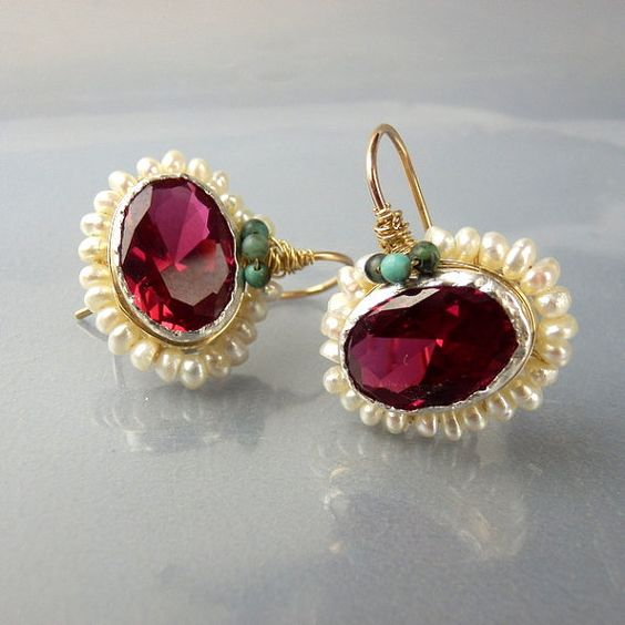Red Inlaid Crystal Earrings