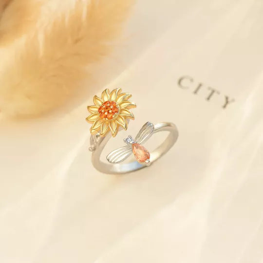 Anillo Ajustable Rotativo de Girasol en Plata