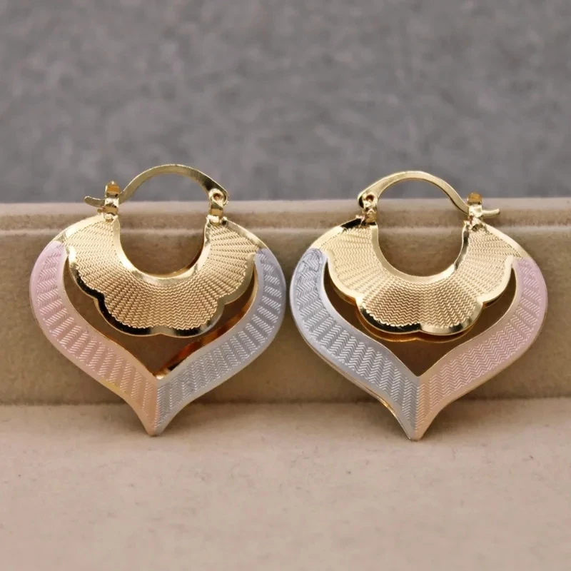 Golden Heart Etnic Earrings