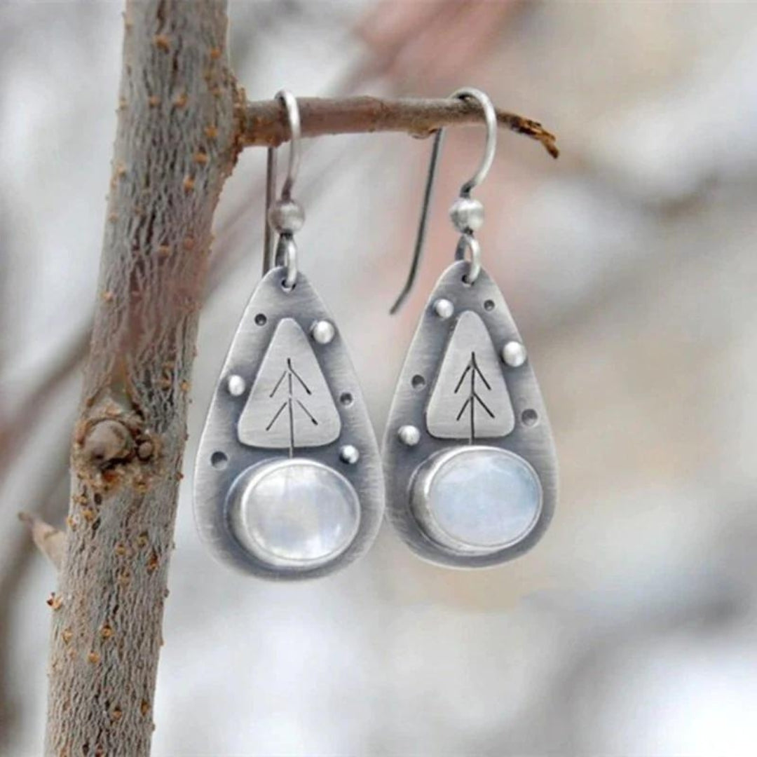 Earrings With White Opal in Silver