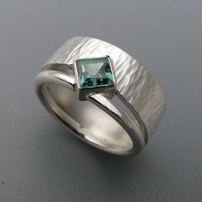 Green Inlaid Crystal Silver Ring