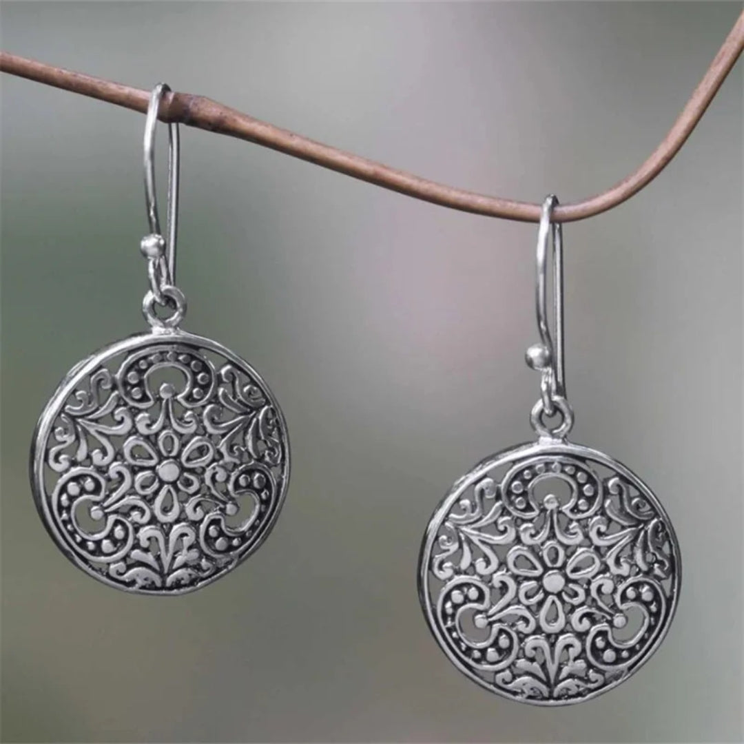 Rounded Hollow Earrings