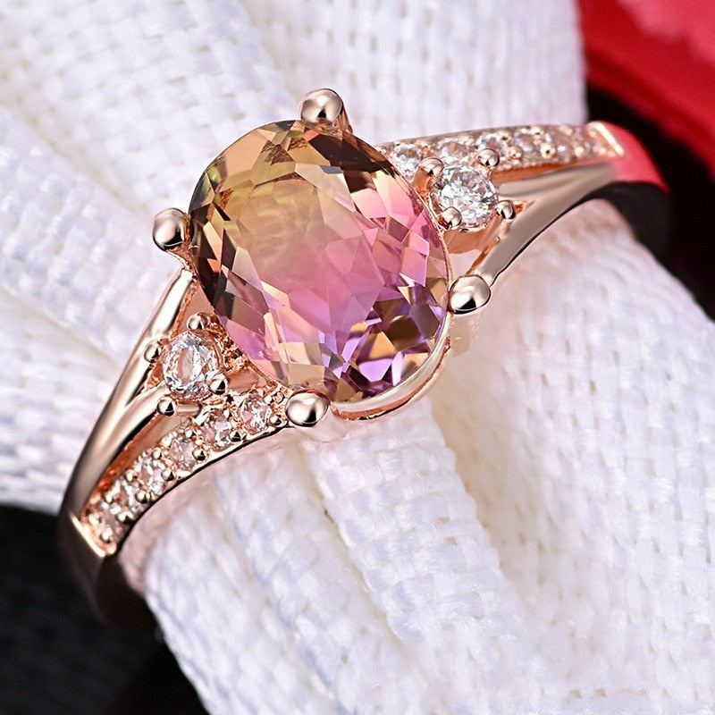 Anillo de Cristal Rosa en Oro