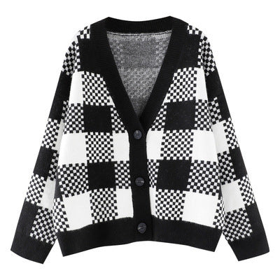 Elegantly Designed Cardigan