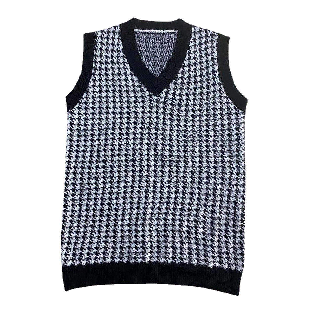Elegantly Designed Pullover