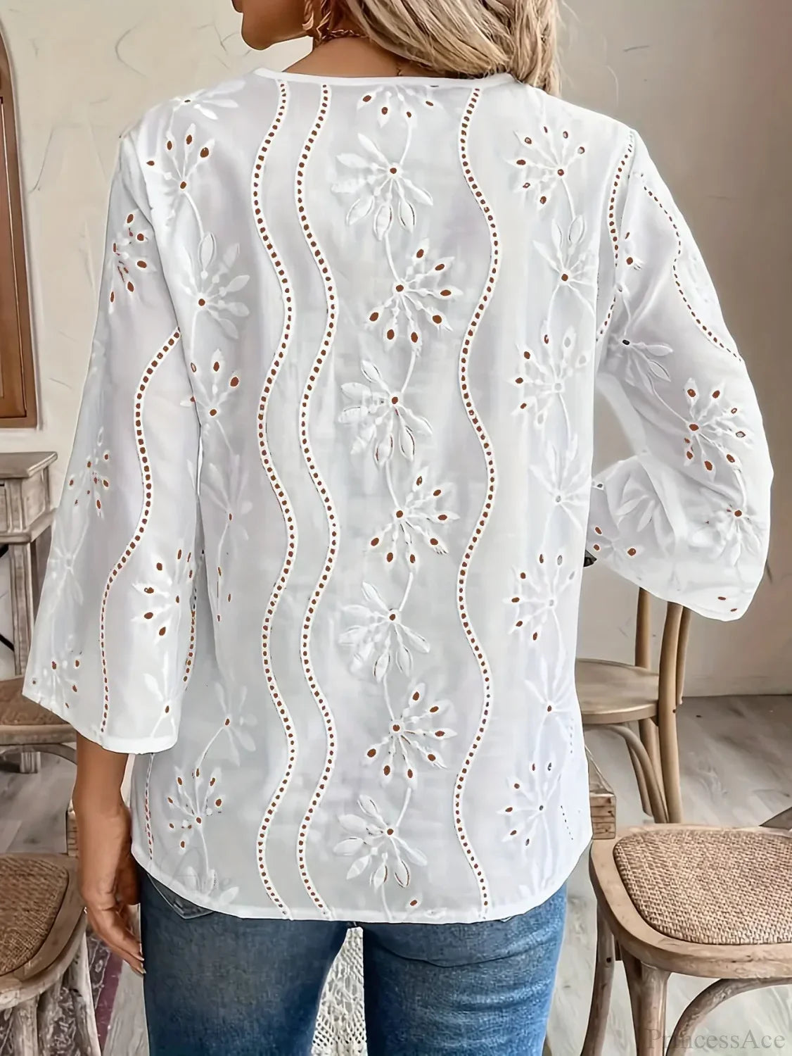 Timeless Vintage Style Blouse