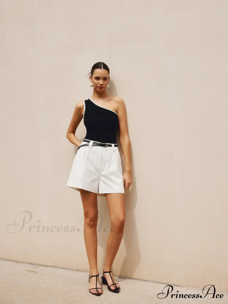 Elegantly Designed Top