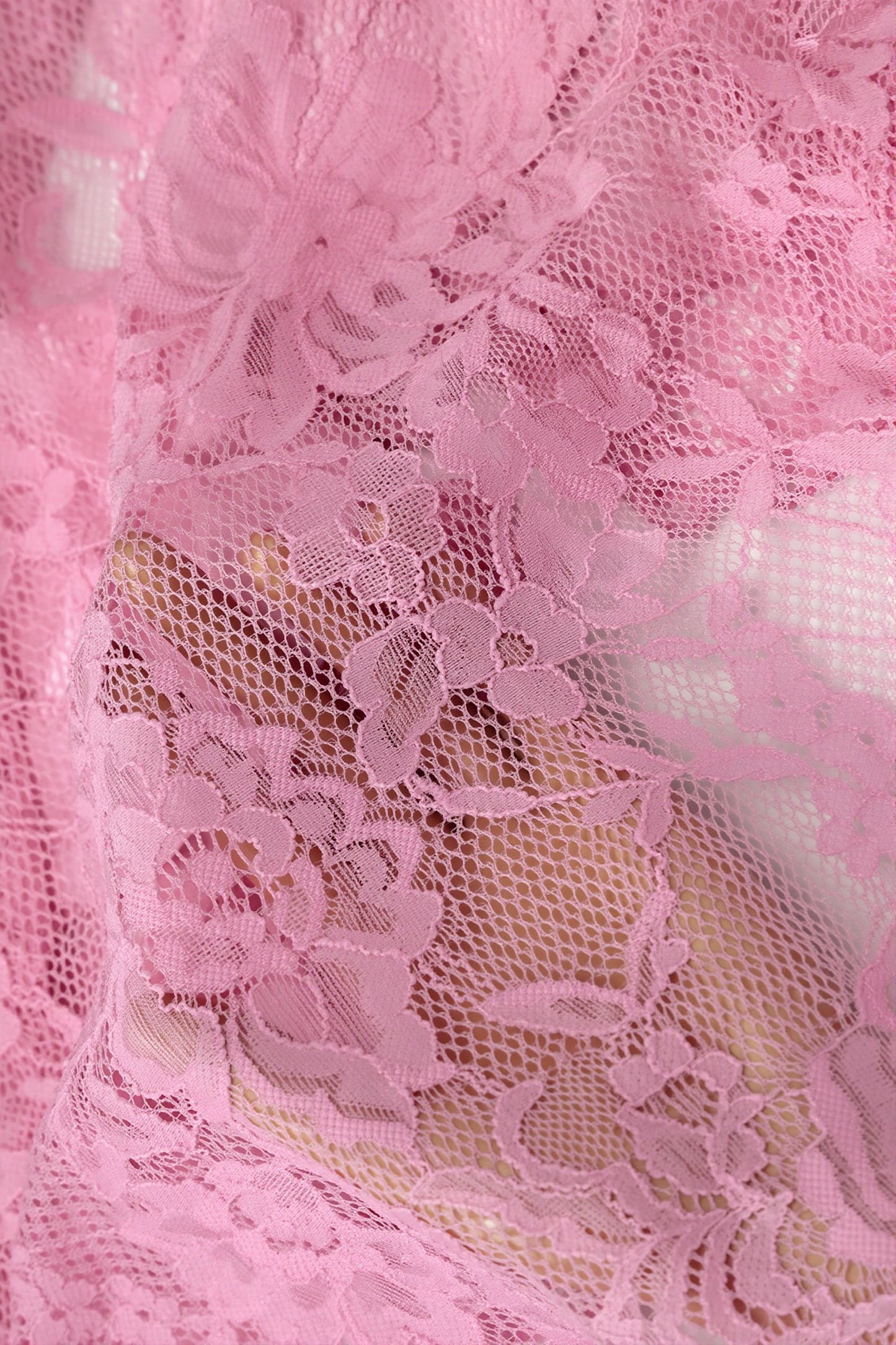 Effortlessly Elegant Blouse with a Timeless Design