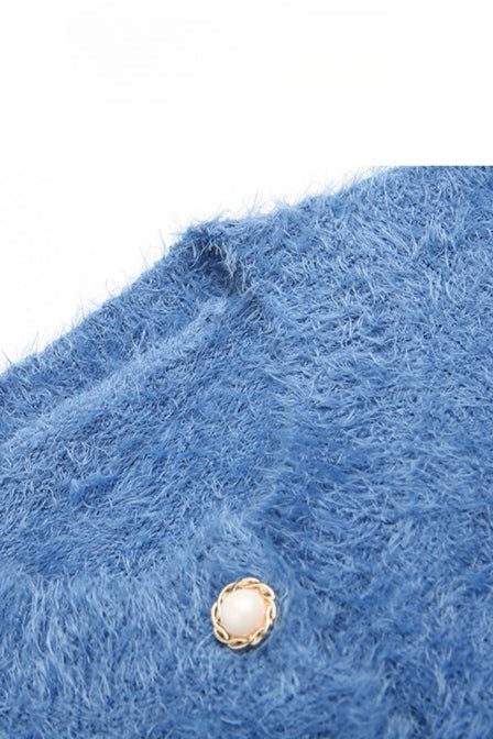 Elegantly Designed Cardigan