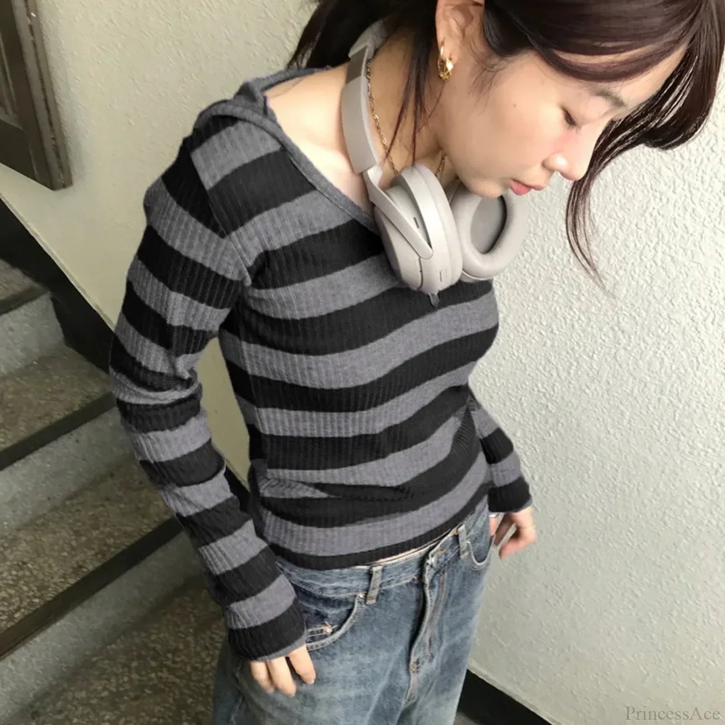 Gracefully Designed Top