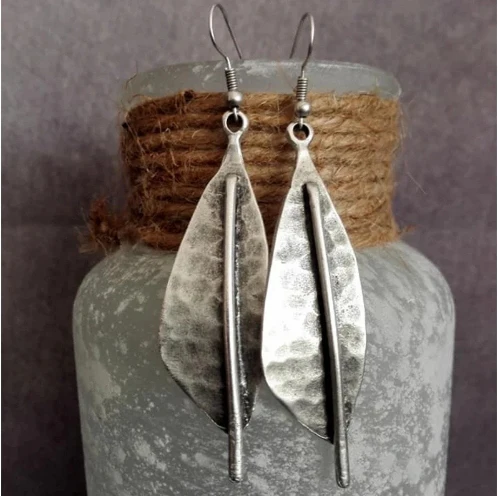 Aretes Plateados Colgantes Vintage