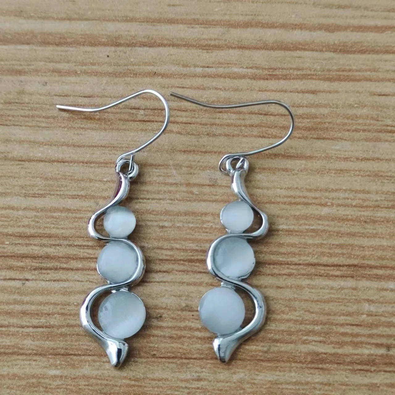 Aretes Colgantes en Ópalo Vintage