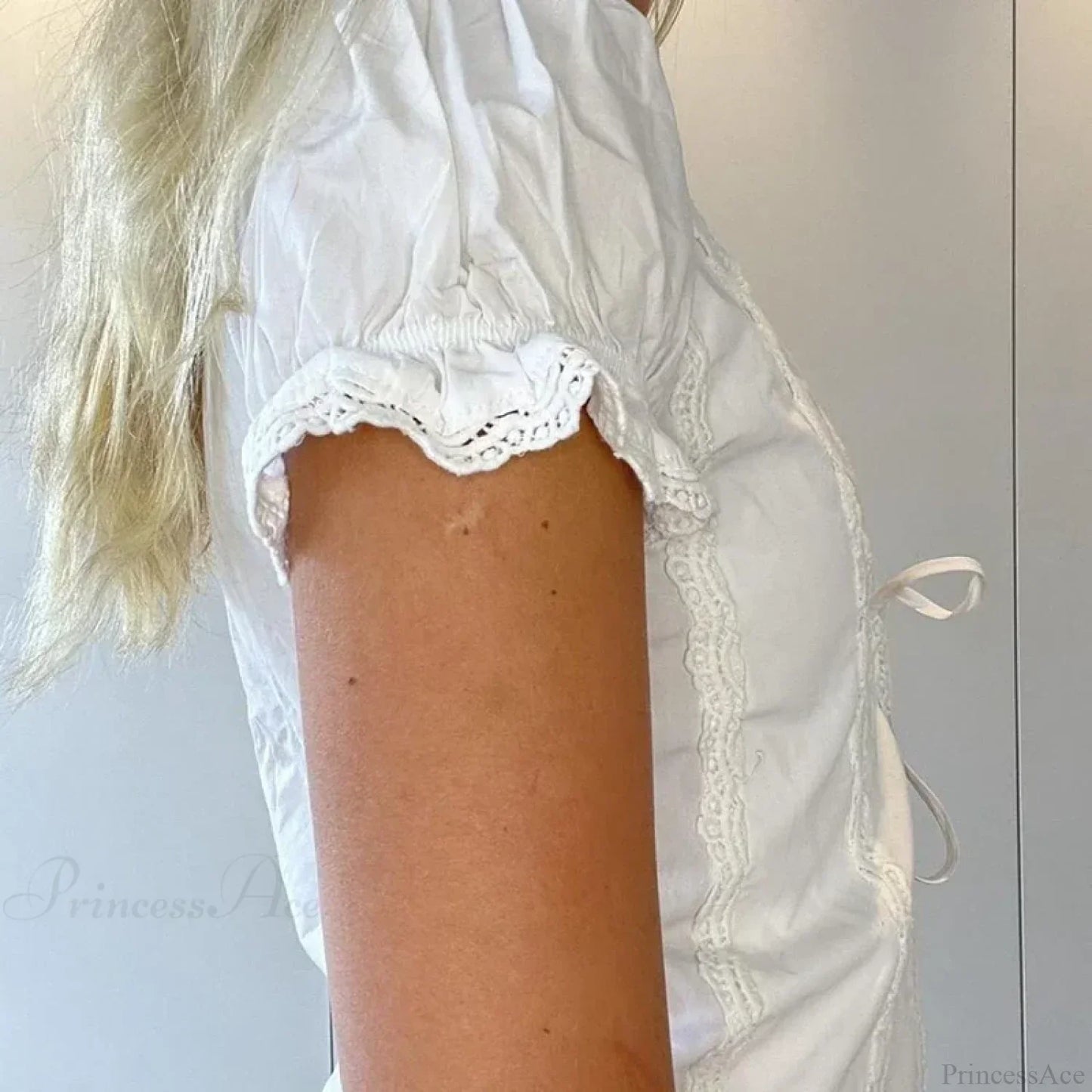 Gracefully Designed Top
