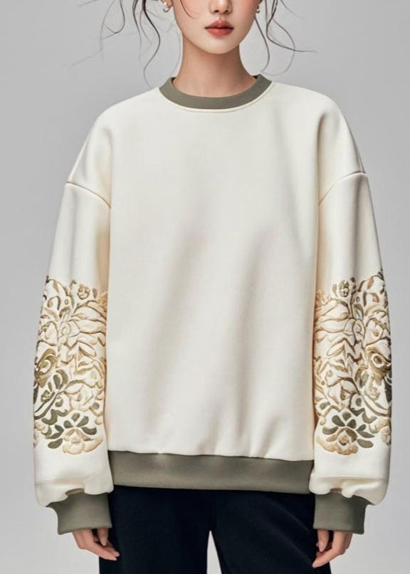 Handmade White O-neck Embroidered Sweatshirt Fall