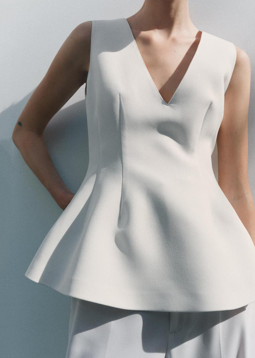 White Zippered Spandex Top V Neck Summer