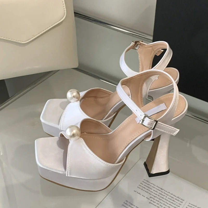 Beautifully Crafted Sandals in a Classic Style