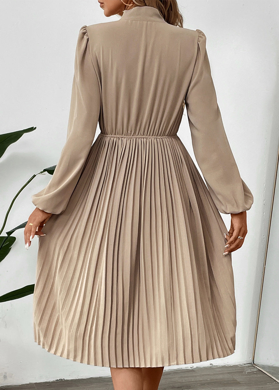 New Apricot Bow Long Sleeved Pleated Dress