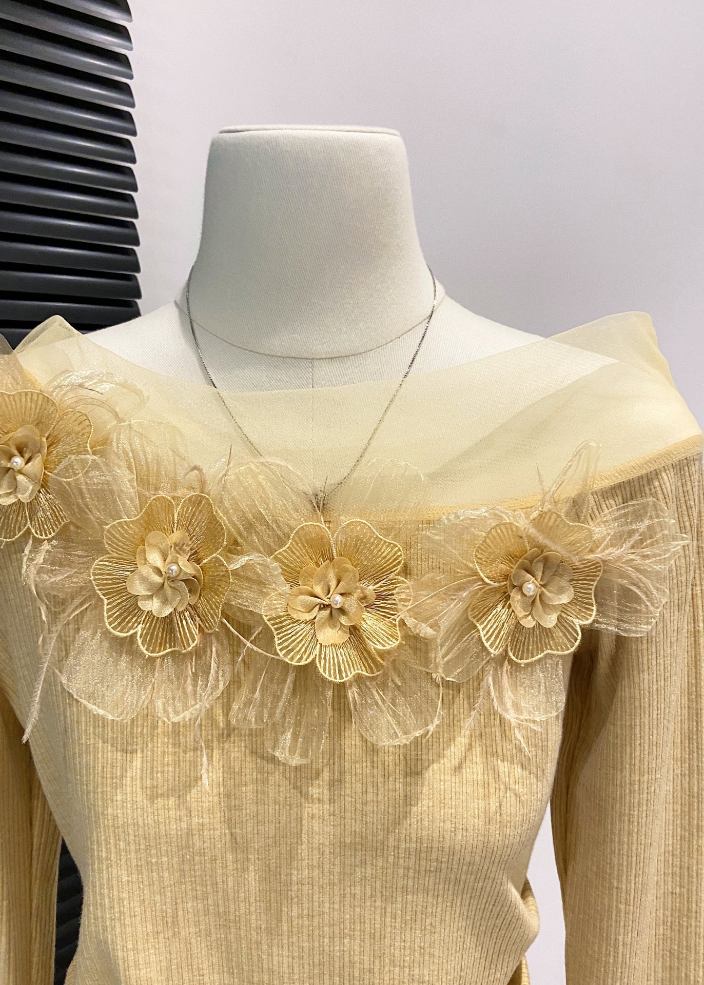 Diy Yellow Cold Shoulder Decorated Cotton Shirts Fall