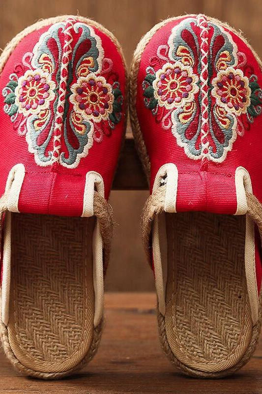 Retro Embroidered Shoes