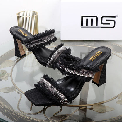 Polished Heels with an Effortless Classic Look