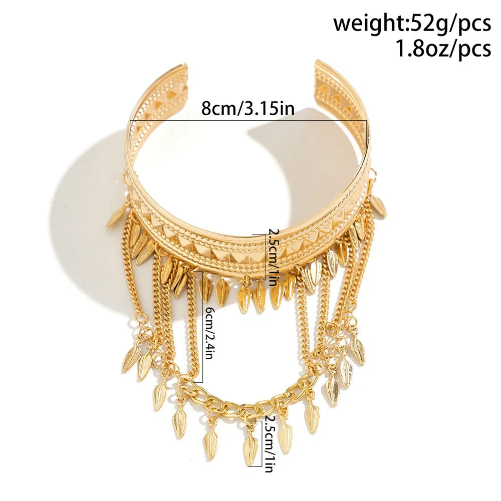 Gracefully Styled Garment for Any Occasion