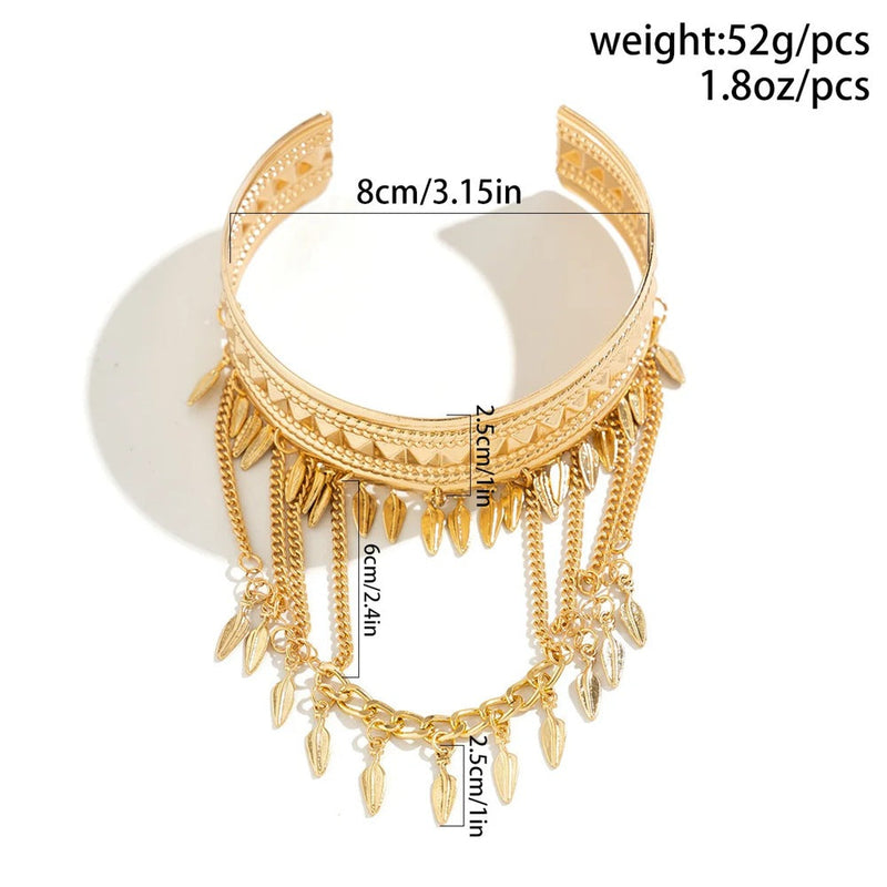 Gracefully Styled Garment for Any Occasion