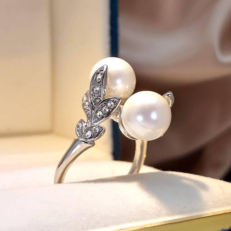 Double Pearl Ring