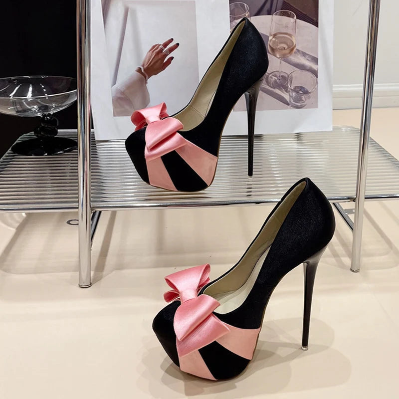 Classic Vintage Shoes with a Flattering Fit