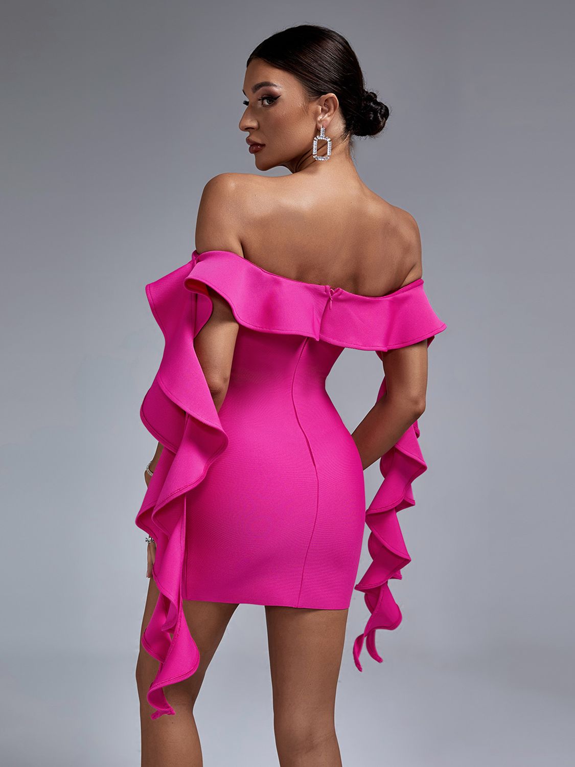 Gracefully Styled Dress for Any Occasion