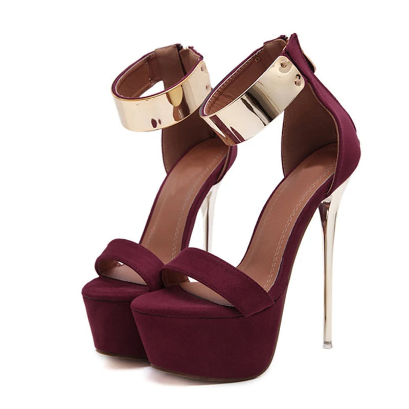 Well Tailored Heels with a Graceful Silhouette