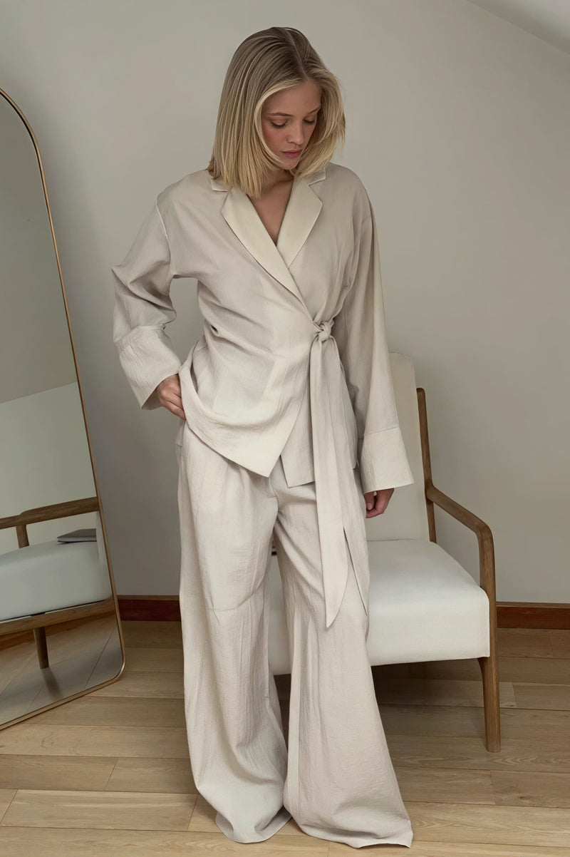 Classic Vintage Cardigan with a Flattering Fit