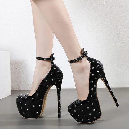 Beautifully Finished Heels in a Timeless Design
