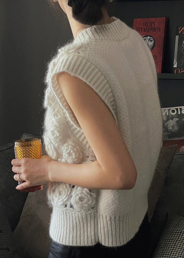 Italian White V Neck Woolen Vest Tops Sleeveless