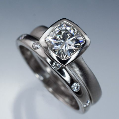 Silver Plated Inlaid Cubic Crystal Ring