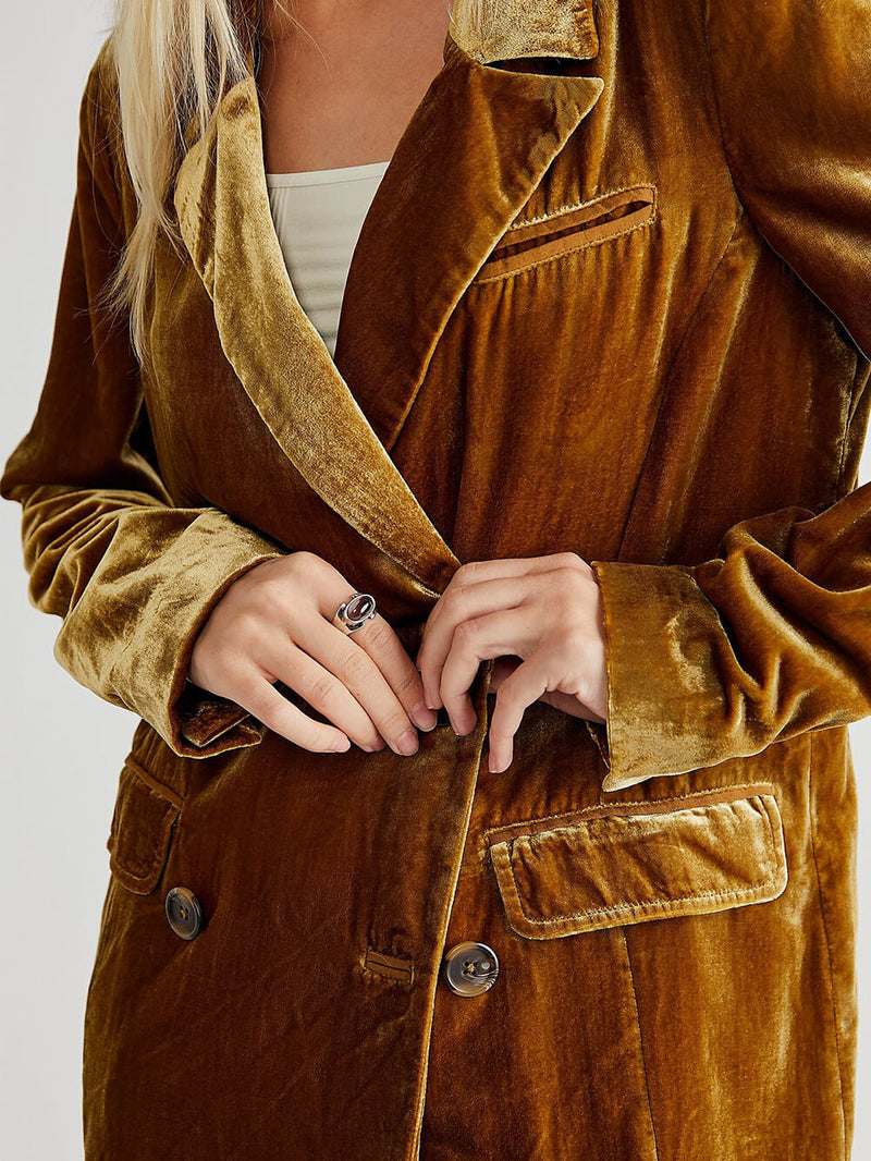 Timeless Vintage Style Garment