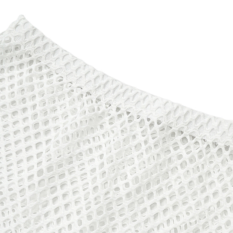 Beautifully Finished Top in a Timeless Design