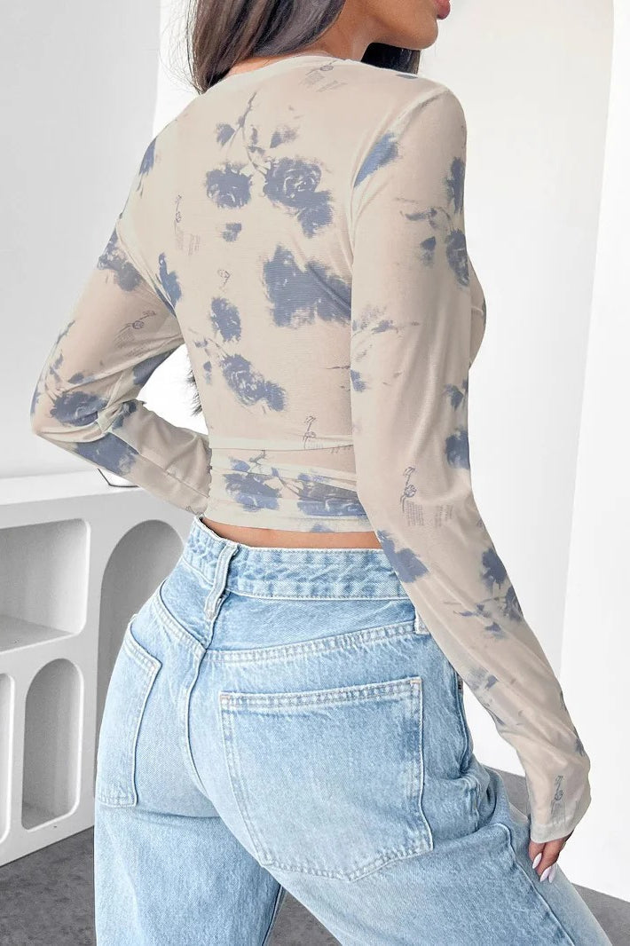 Timeless Vintage Style Blouse