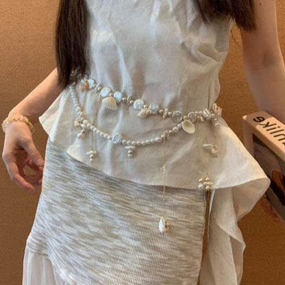 Gracefully Styled Garment for Any Occasion