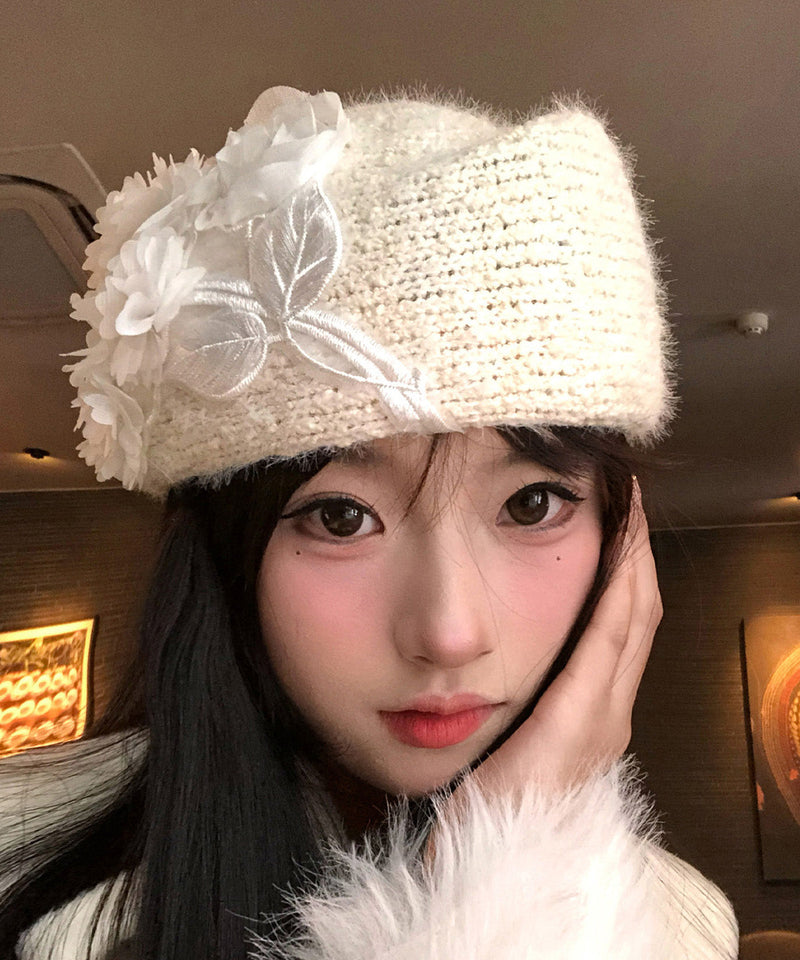 Beige Embroideried Knit Beret Hat