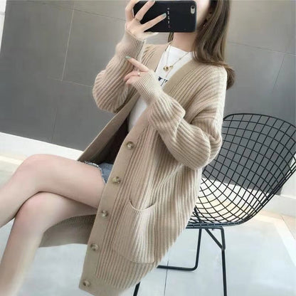 Elegantly Designed Cardigan