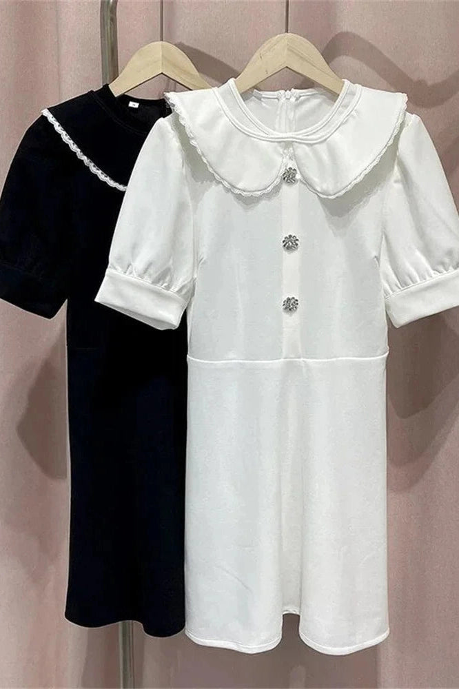 Effortlessly Elegant Dress with a Timeless Design