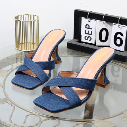A Vintage Style Heels with Delicate Timeless Details