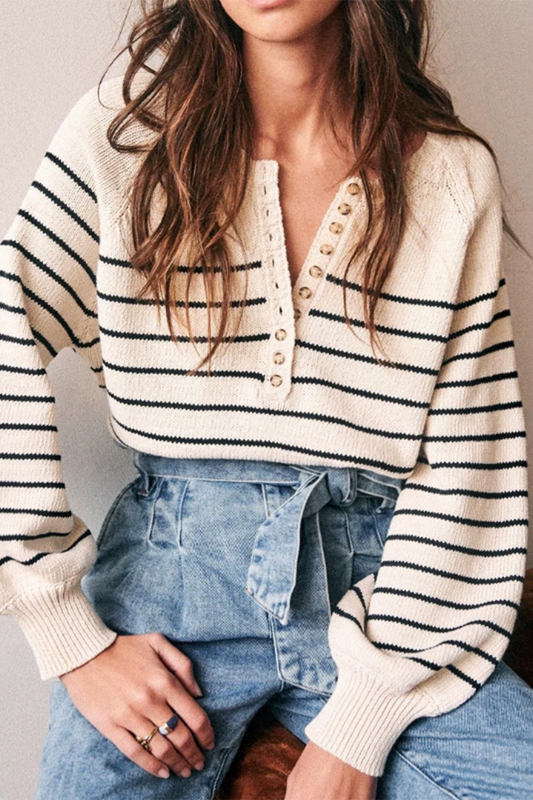Stripe Buckle Weave Contrast O Neck Tops
