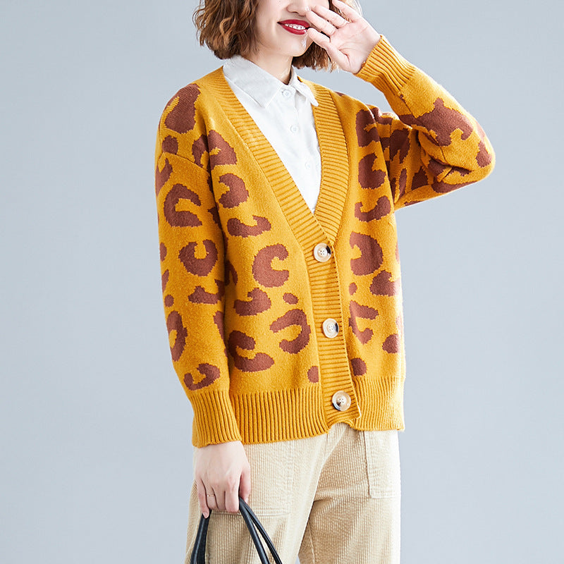 Gracefully Designed Cardigan