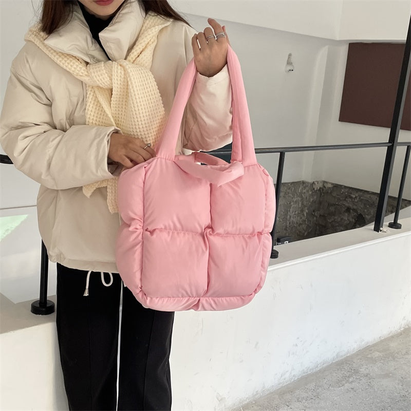 Classic Vintage Bag with a Flattering Fit