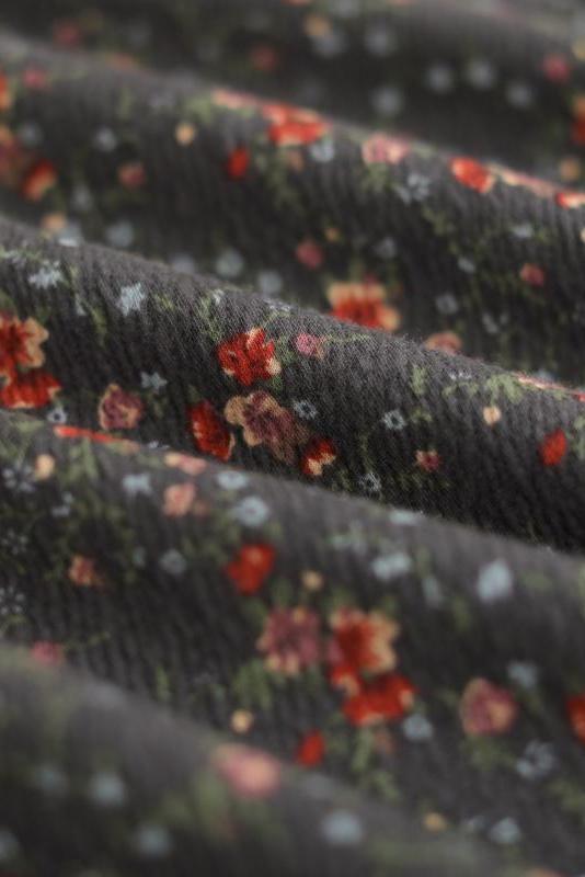 Limited Stock- Loose Print Turtleneck Blouse