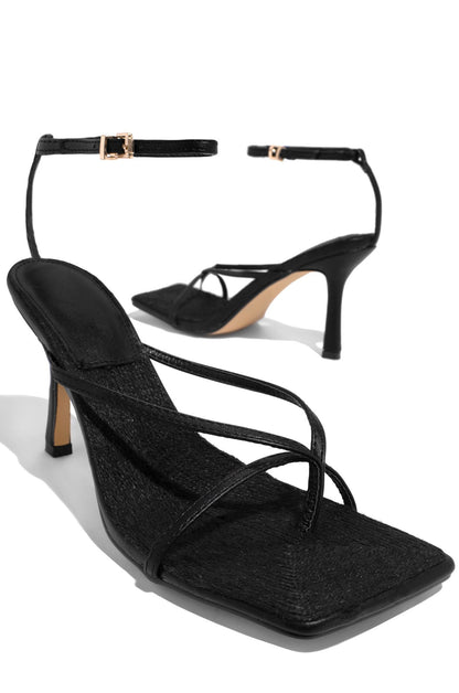 Classic Vintage Heels with a Flattering Fit