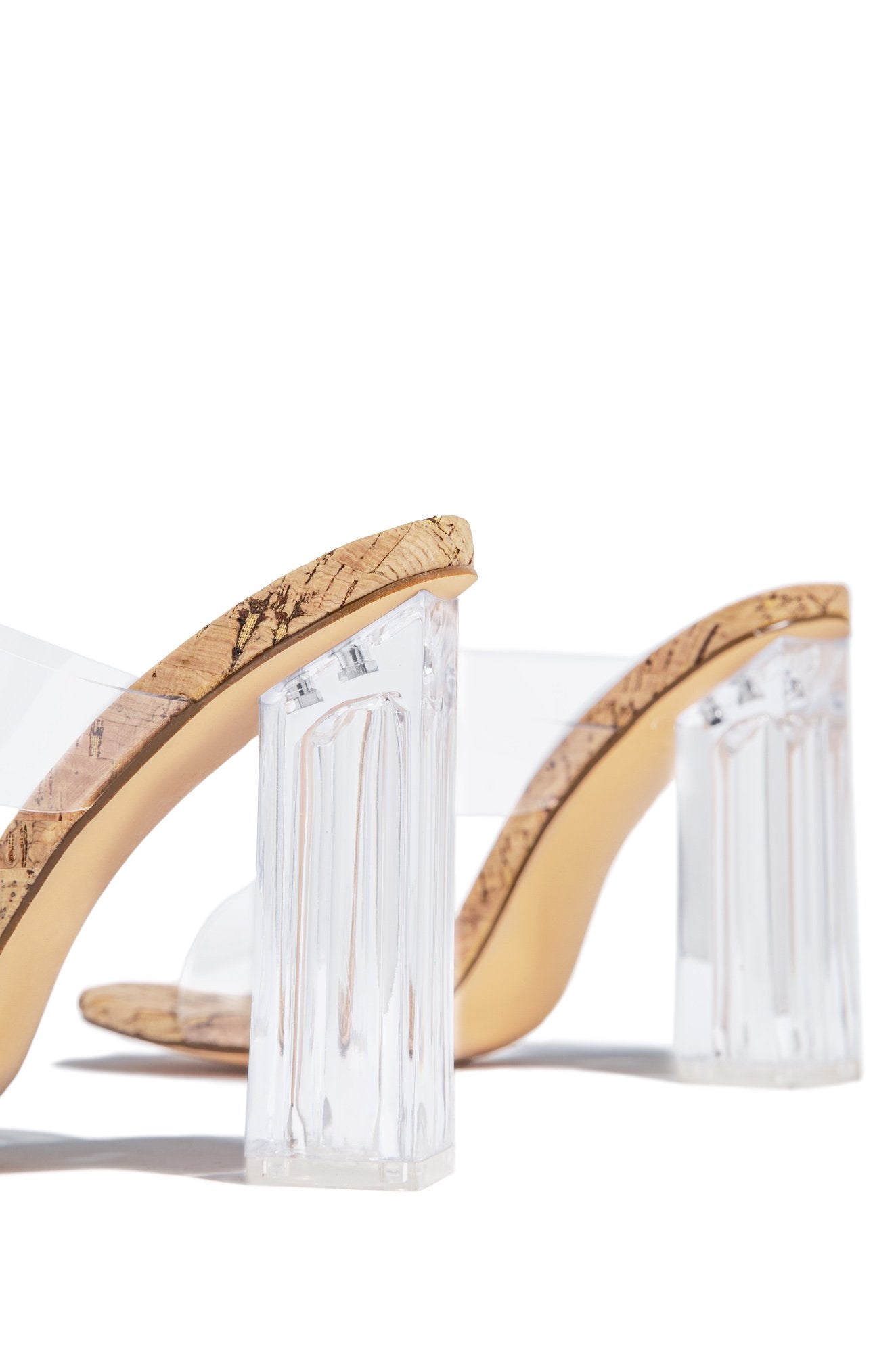 Effortlessly Elegant Heels with a Timeless Design